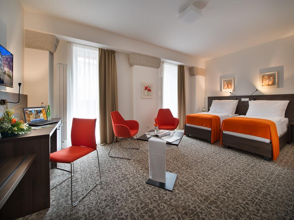 Ea Business Hotel Ихлава Стая снимка